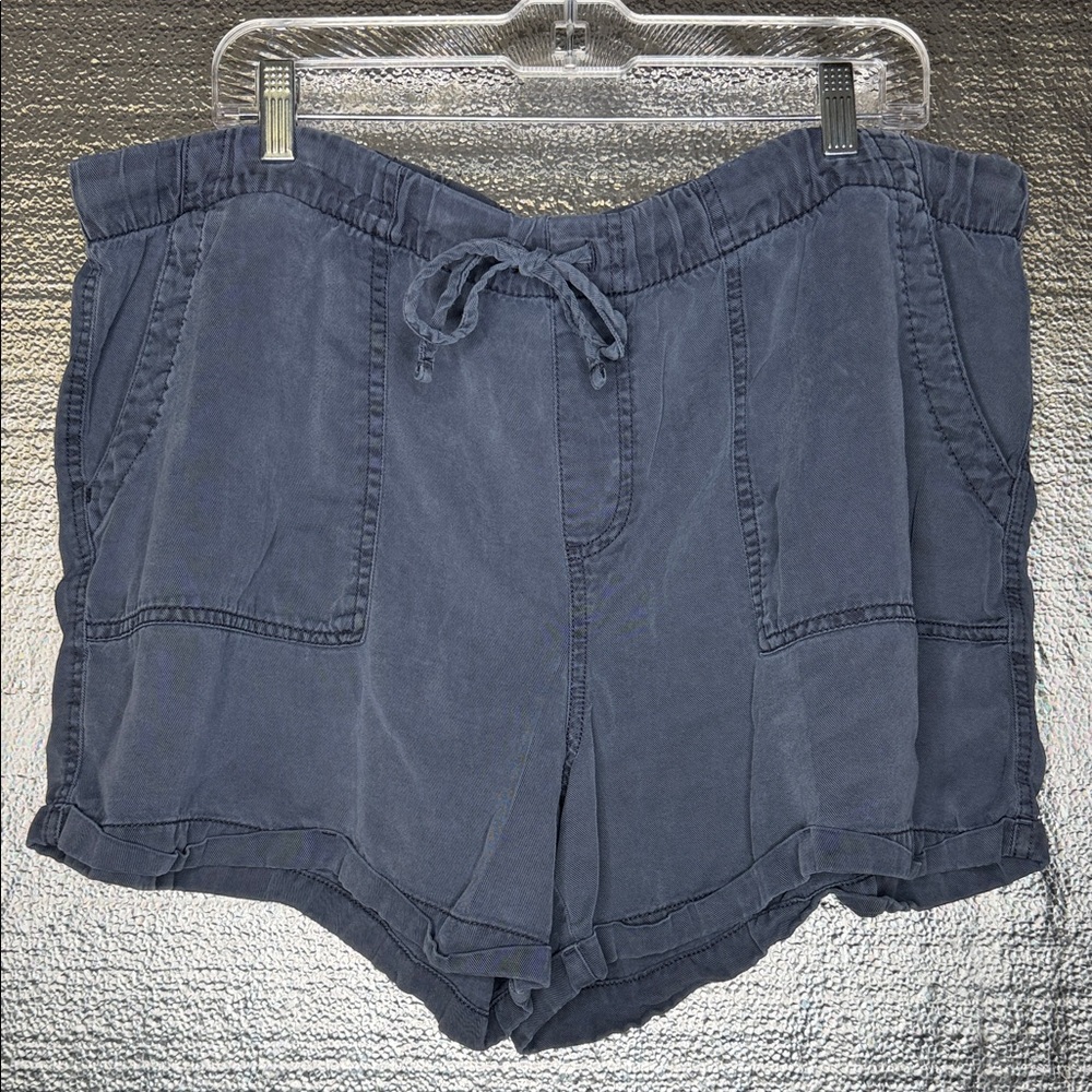 GAP Women's Dark Blue Cargo Shorts